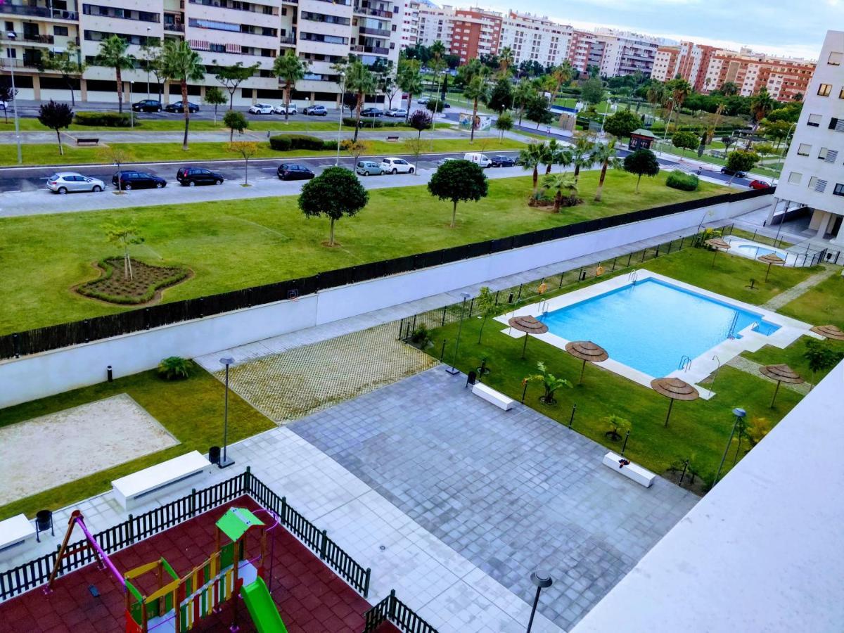 Atico Con Piscina Y Vistas Al Mar Habitat Litoral Apartment Malaga Exterior photo