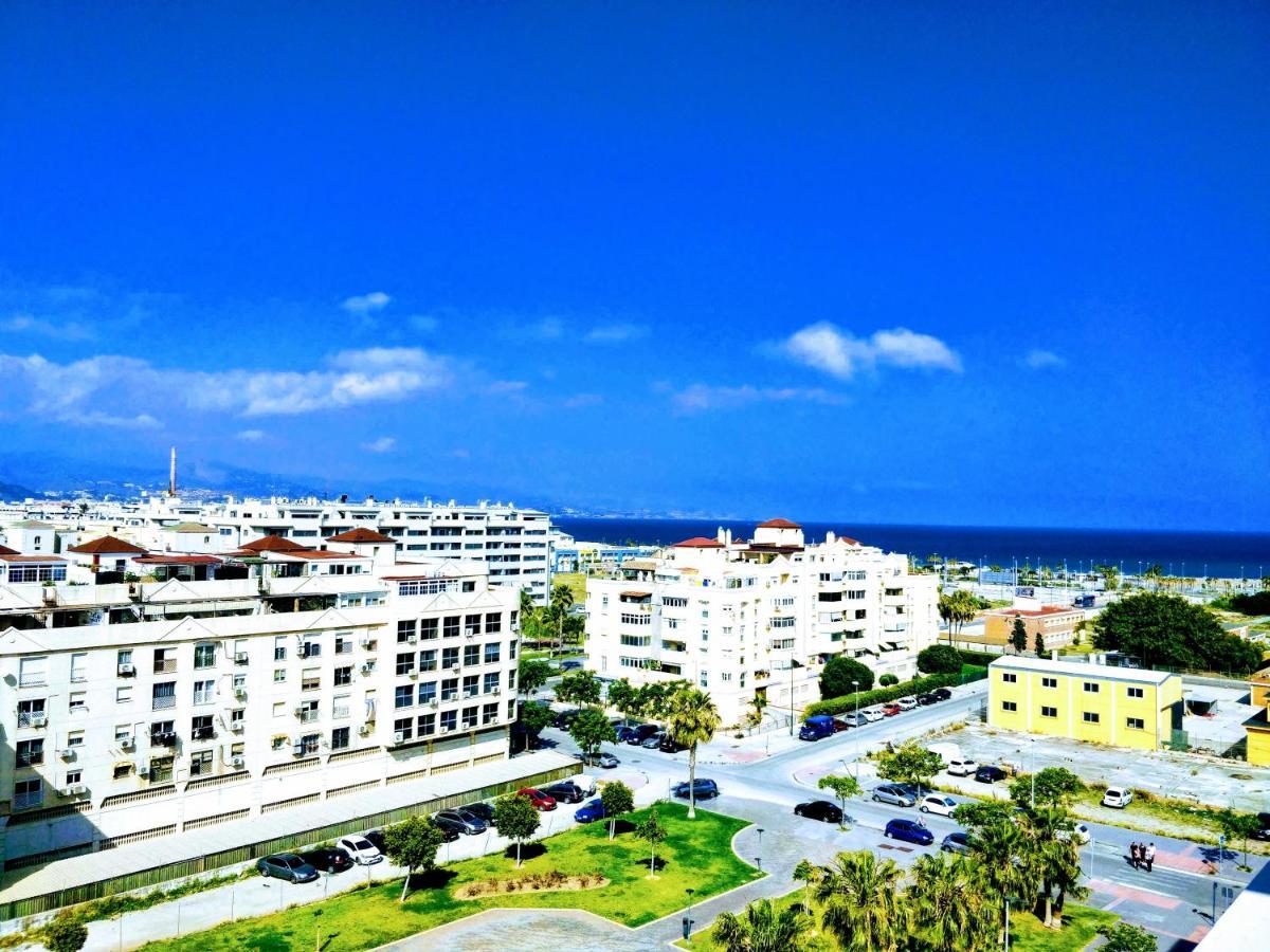 Atico Con Piscina Y Vistas Al Mar Habitat Litoral Apartment Malaga Exterior photo